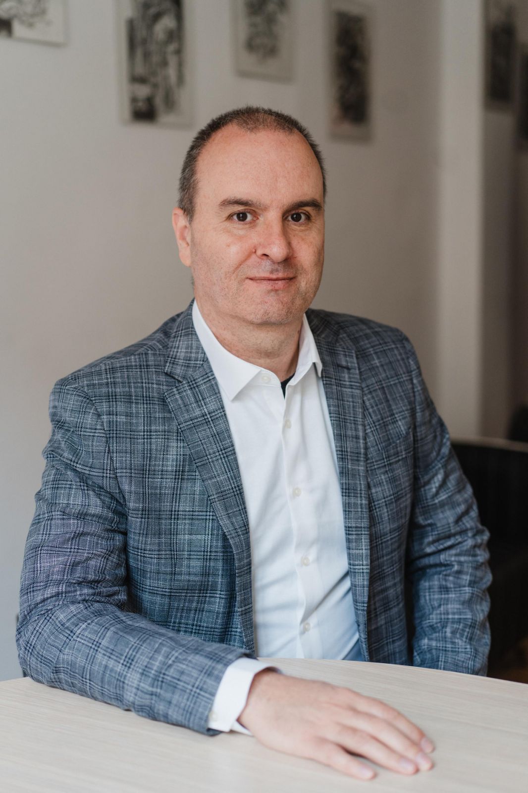 Alexander Popov — Accountant